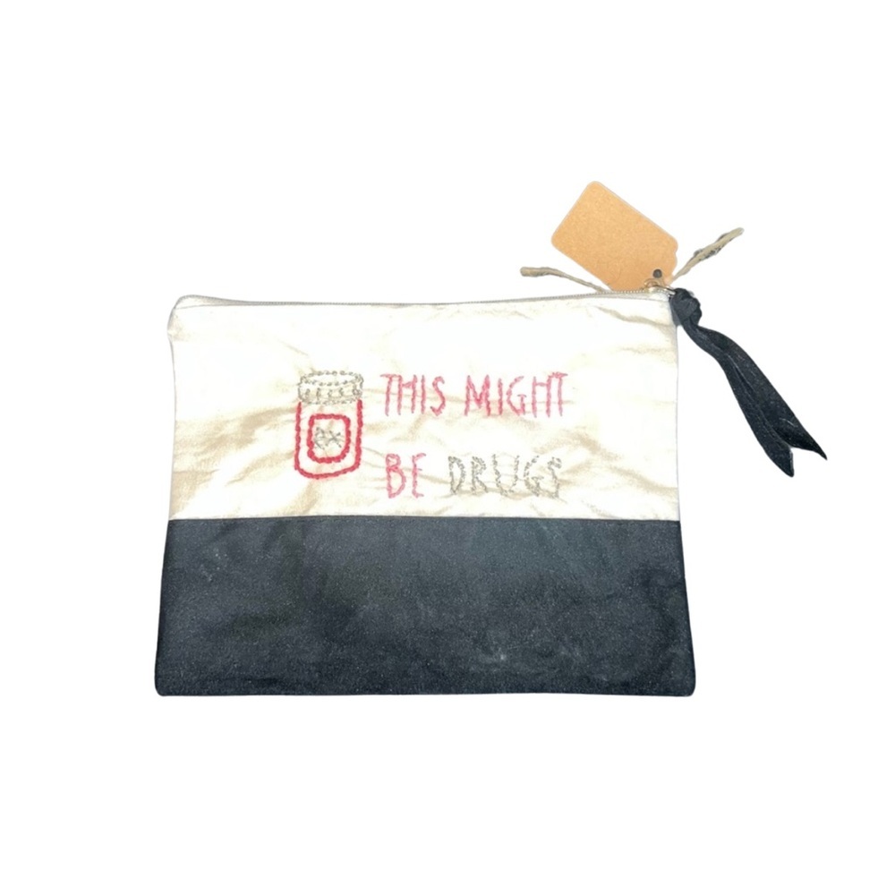 Chic Black and White Toiletry Bag​